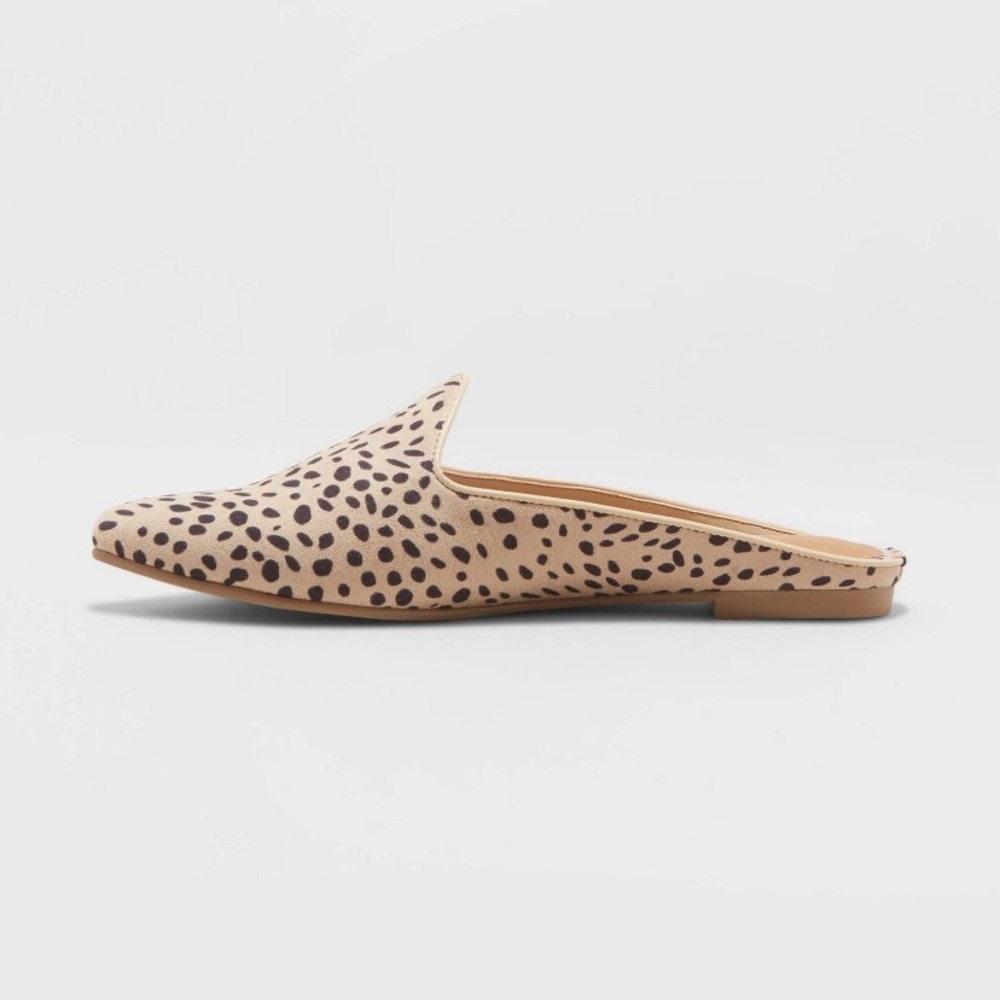 Leopard Flats - Picture 2 of 3